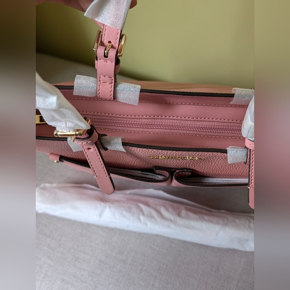 BNWY MK bag and wristlet - Picture 6 of 11